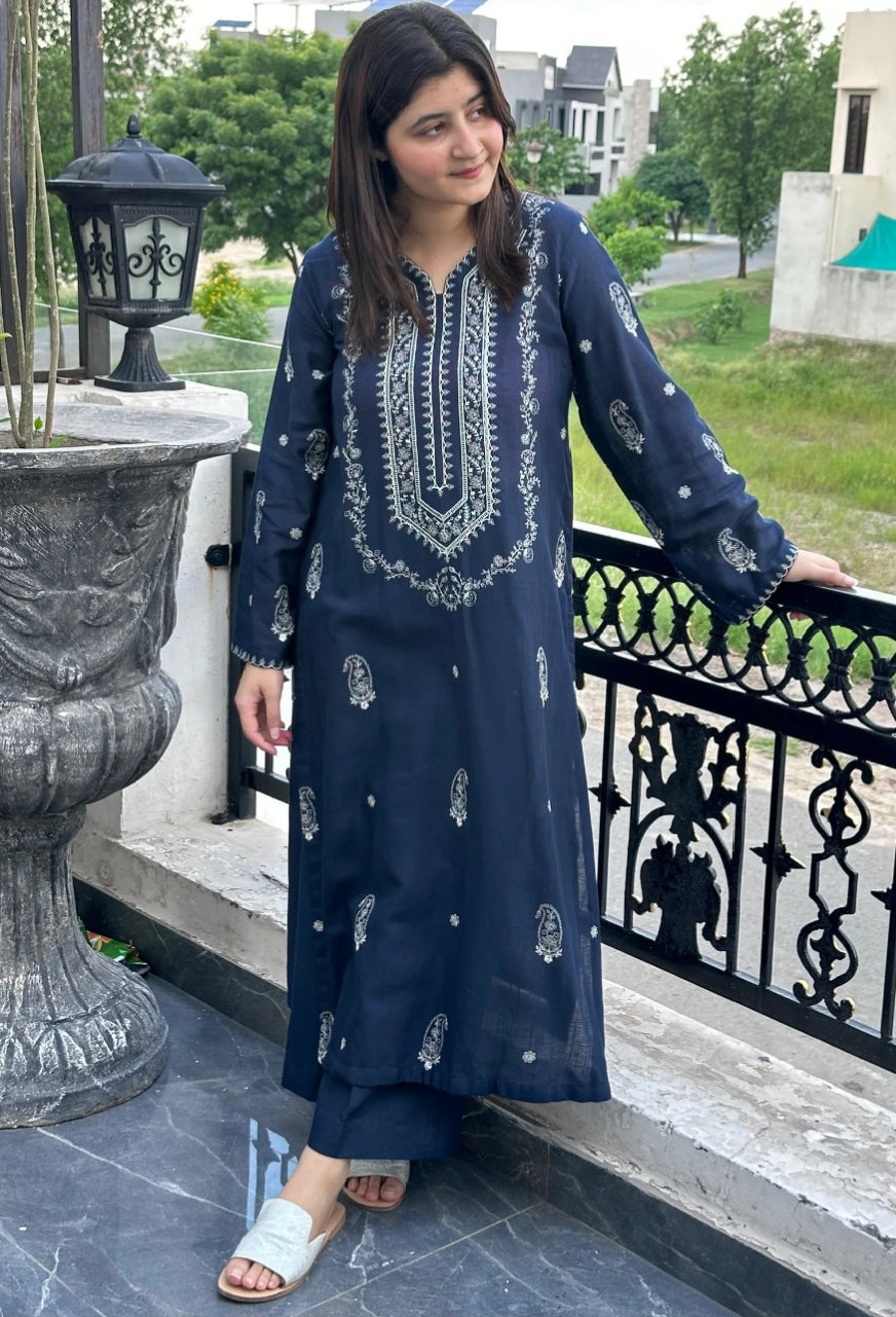 BRANDED EMB 2PC - ZURIA OFFICIAL