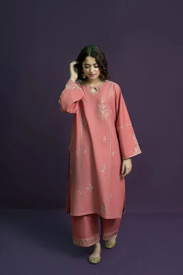 SUMMER COLLECTION EMB 2PC