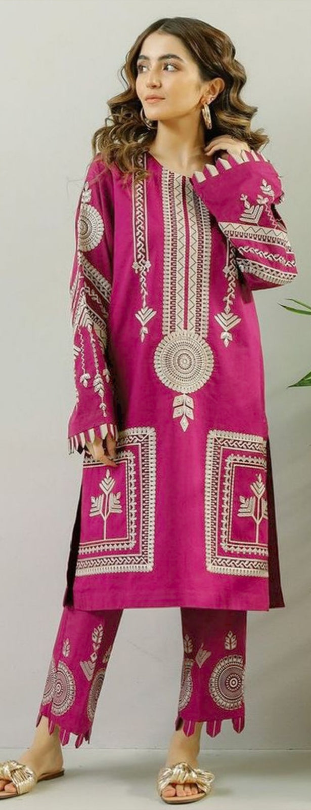 BRANDED EMB 2PC - ZURIA OFFICIAL