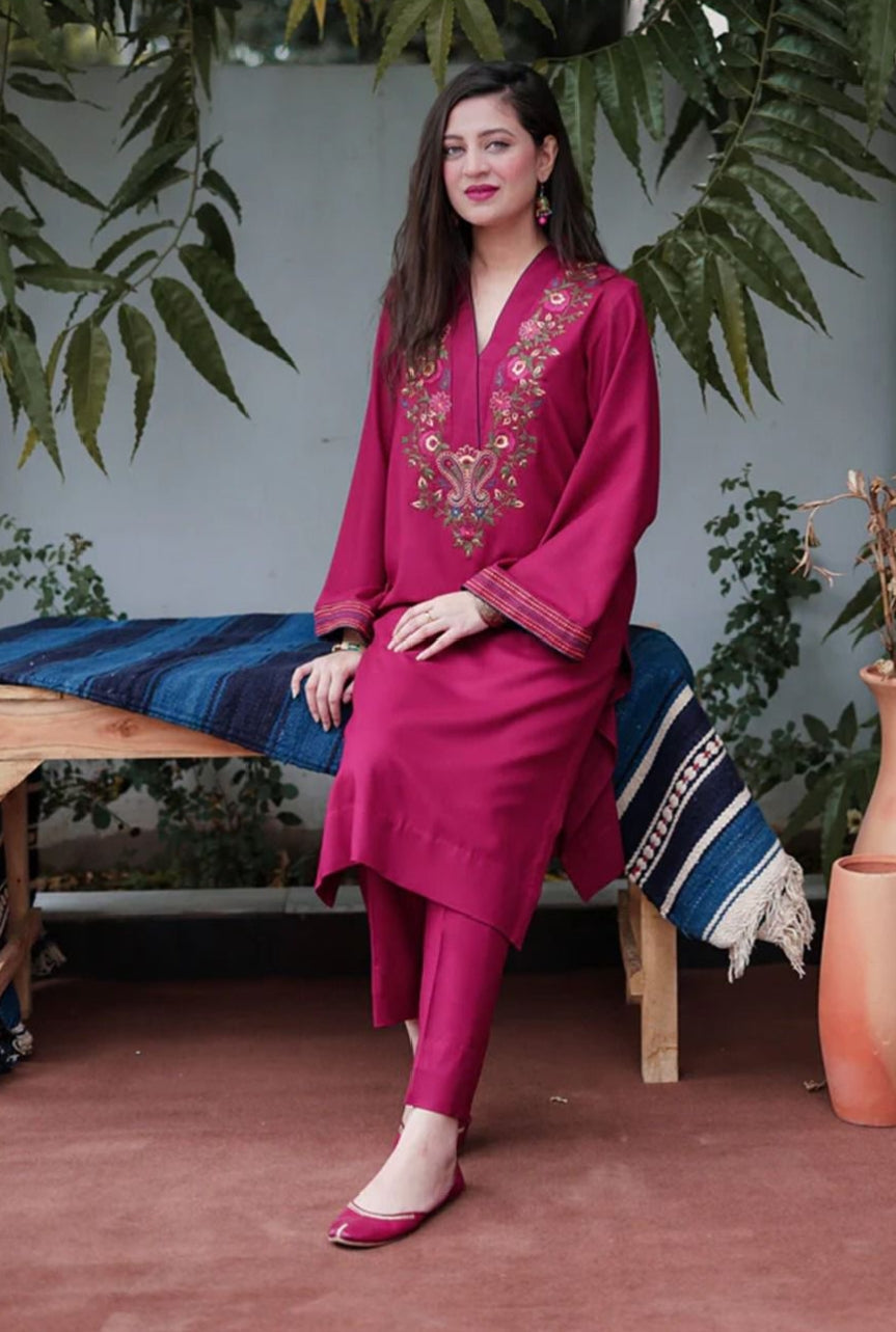 BRANDED EMB 2PC - ZURIA OFFICIAL